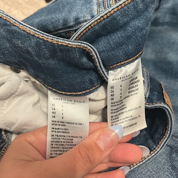 American Eagle 2 Shorts size 2&4 and Skinny Jeans size 4 - Picture 4 of 4
